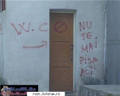 are lacat wc-ul ... undi sa ma pish si yo :))) poze criminale by diliul !